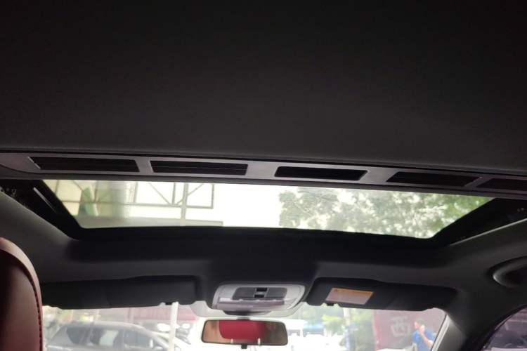 Used MG 5 2021 300TGI DCT Elegant Luxury Edition Headliner