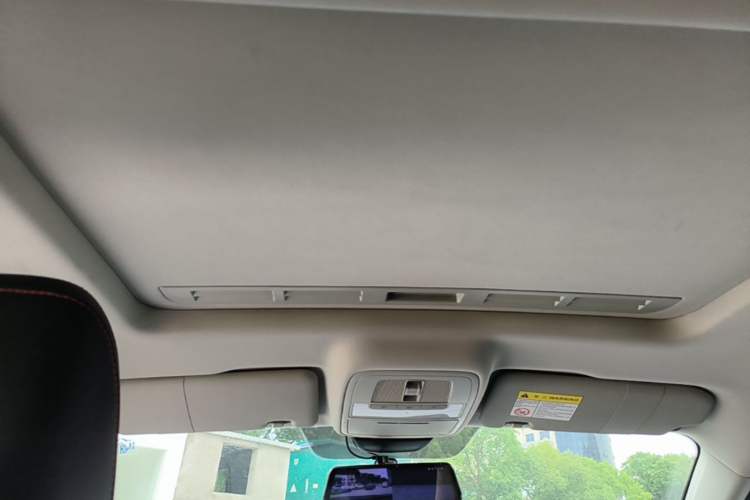 Used MG 5 2021 Revised Version 180 DVVT CVT Youth Luxury Edition Headliner