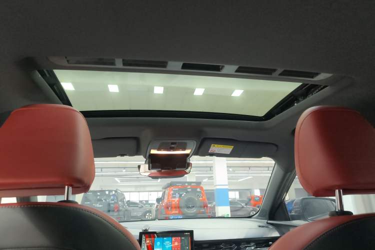 Used MG 5 2021 300TGI DCT Luxury Flagship Edition Headliner