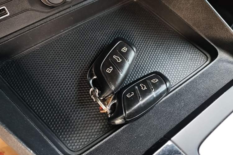 Used MG 5 2021 Revised 300TGI DCT Qingshè Luxurious Enjoyment Edition Interior 1