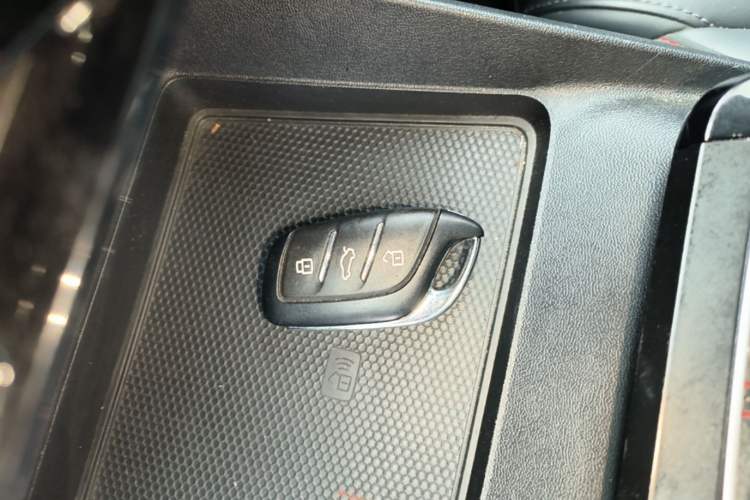 Used MG 5 2021 Revised Version 180 DVVT CVT Youth Luxury Edition Interior 1
