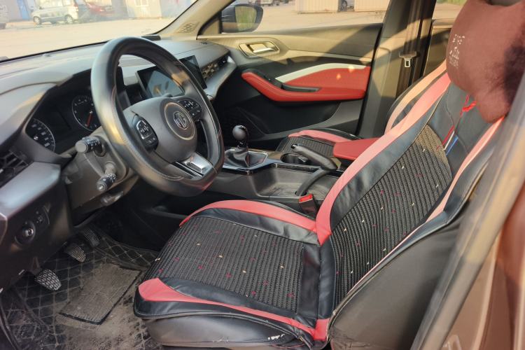 Used MG 5 2021 180 DVVT Manual Youth Luxury Edition Interior 2