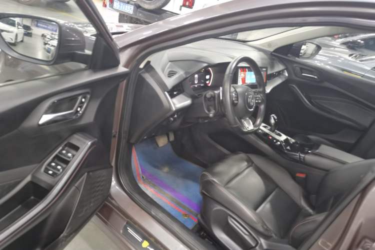 Used MG 5 2021 300TGI DCT Elegant Luxury Edition Interior 3