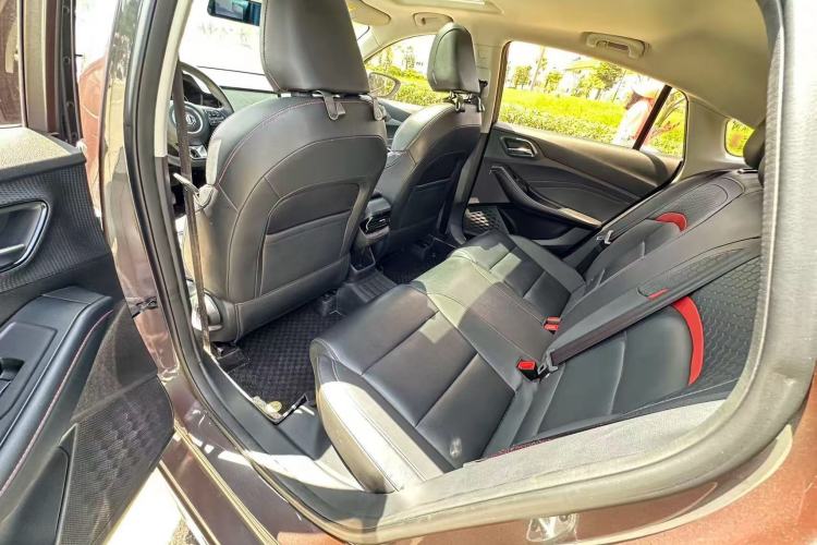 Used MG 5 2021 180 DVVT CVT Youth Luxury Edition Interior 3