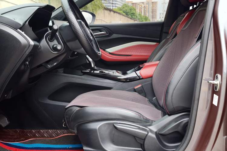 Used MG 5 2021 180 DVVT CVT Youth Luxury Edition Interior 4