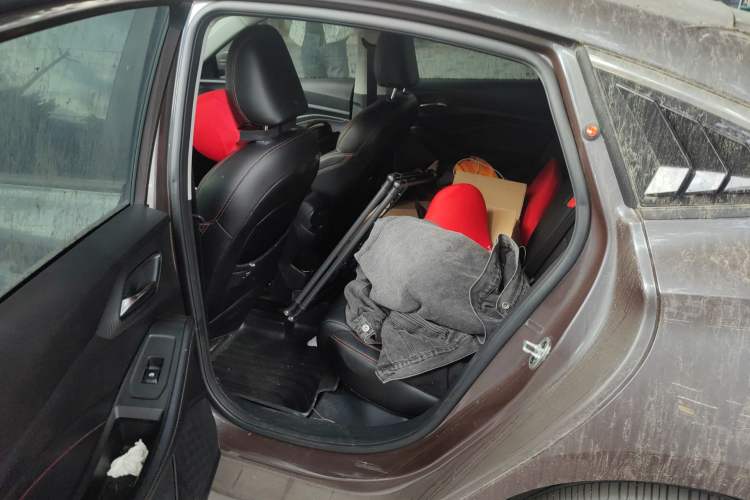 Used MG 5 2021 180 DVVT CVT Youthful Style Edition Interior 4