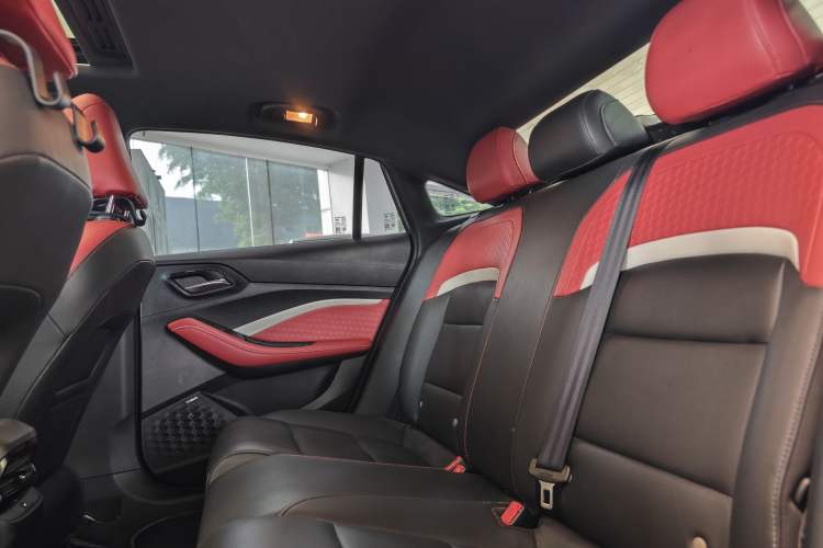 Used MG 5 2021 Revised 300TGI DCT Elegant Luxury Flagship Edition Interior 4