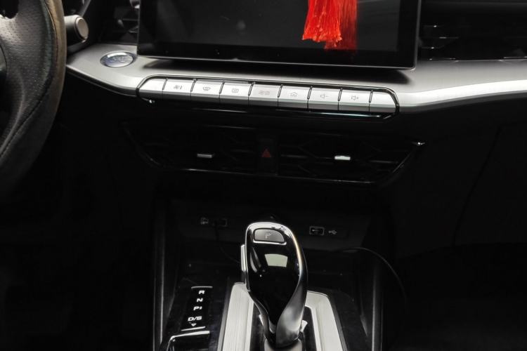 Used MG 5 2021 300TGI DCT Elegant & Trendy Edition Interior 6