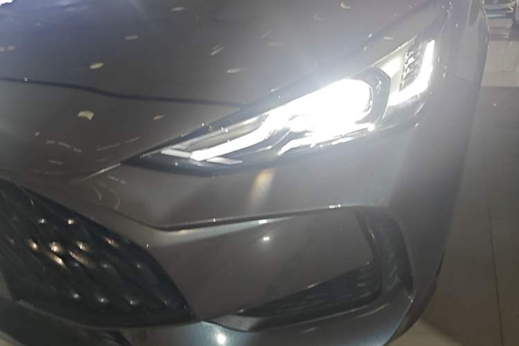Used MG 5 2021 Revised Version 180 DVVT CVT Youth Luxury Edition Left Front Headlight