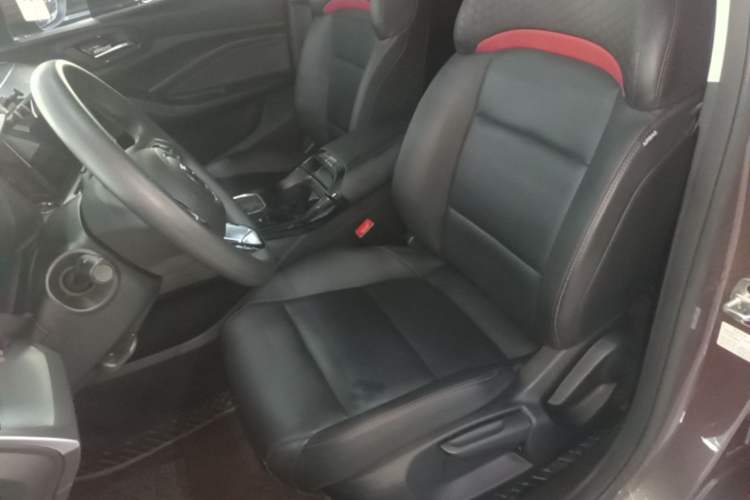 Used MG 5 2021 180 DVVT CVT Youthful Style Edition Left Front Seat