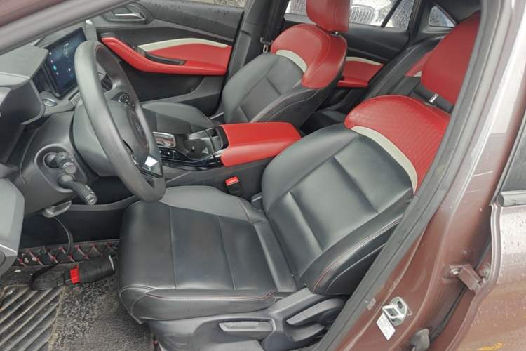 Used MG 5 2021 180 DVVT CVT Youth Luxury Edition Left Front Seat