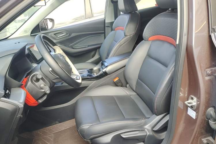Used MG 5 2021 Revised Version 180 DVVT CVT Youth Luxury Edition Left Front Seat