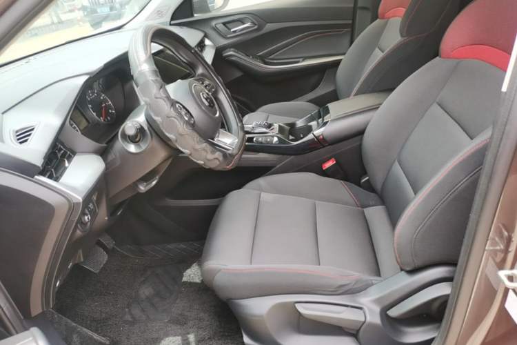 Used MG 5 2021 180 DVVT CVT Youthful Style Edition Left Front Seat