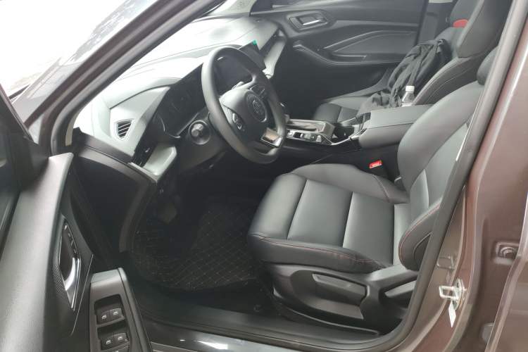 Used MG 5 2021 Revised Version 180 DVVT CVT Youth Luxury Edition Left Front Seat