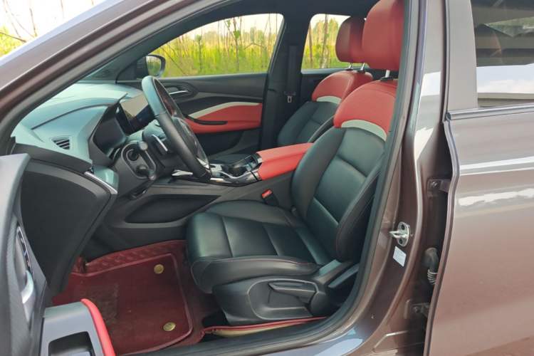 Used MG 5 2021 Revised 300TGI DCT Qingshè Luxurious Enjoyment Edition Left Front Seat