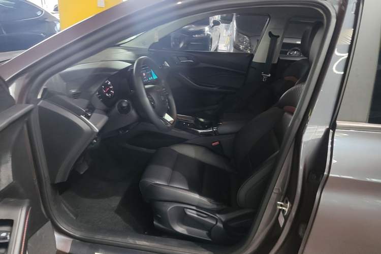 Used MG 5 2021 180 DVVT CVT Youth Luxury Edition Left Front Seat
