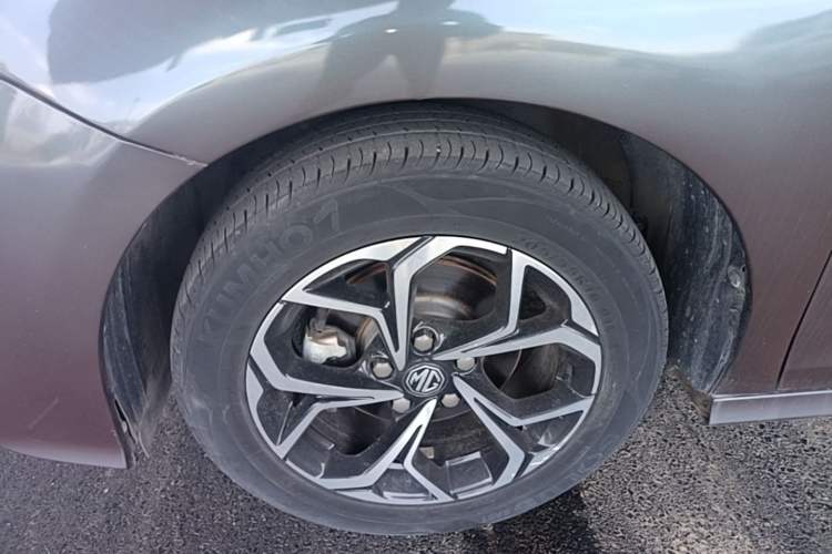 Used MG 5 2021 180 DVVT CVT Youthful Style Edition Left Front Wheel Hub