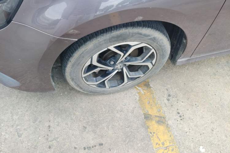 Used MG 5 2021 180 DVVT CVT Youth Luxury Edition Left Front Wheel Hub