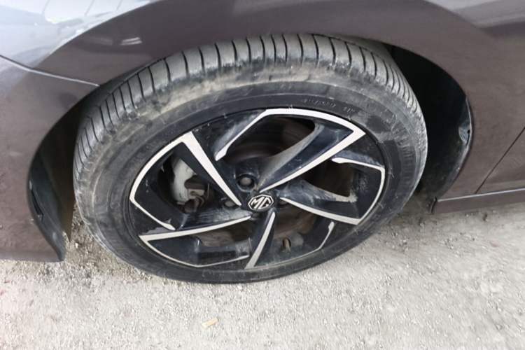Used MG 5 2021 300TGI DCT Elegant & Trendy Edition Left Front Wheel Hub