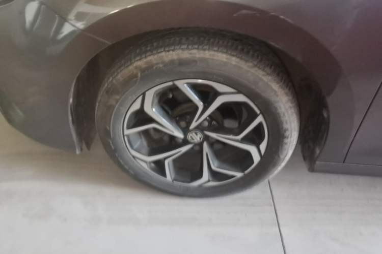 Used MG 5 2021 180 DVVT CVT Youth Luxury Edition Left Front Wheel Hub