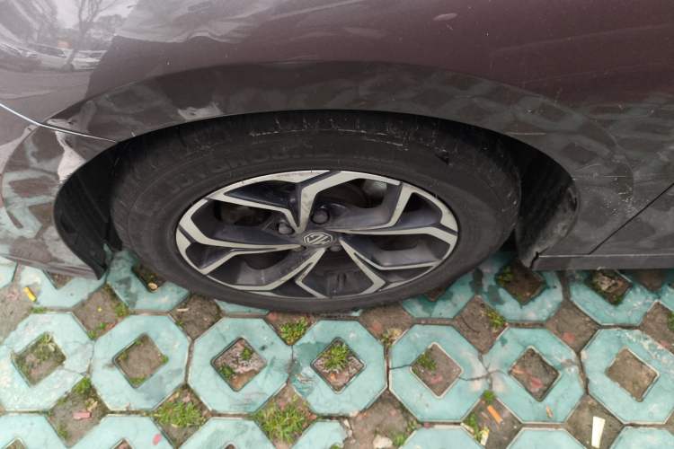 Used MG 5 2021 180 DVVT CVT Youth Luxury Edition Left Front Wheel Hub