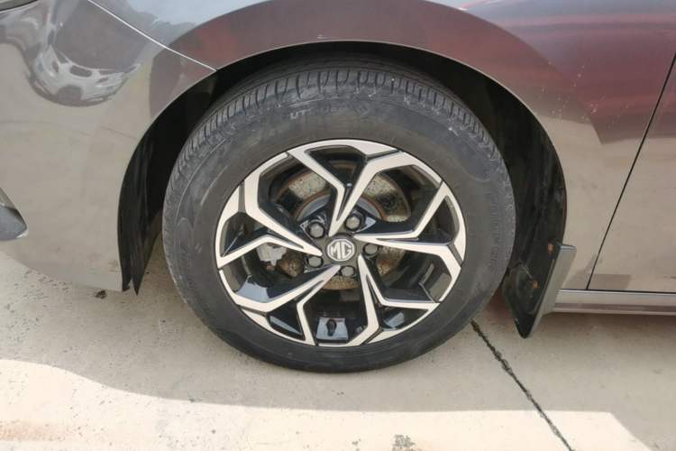 Used MG 5 2021 180 DVVT CVT Youthful Style Edition Left Front Wheel Hub
