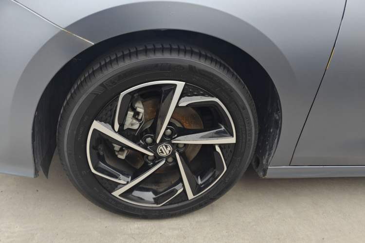 Used MG 5 2021 300TGI DCT Elegant Luxury Edition Left Front Wheel Hub