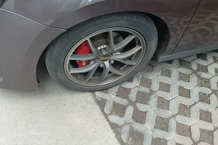 Used MG 5 2021 180 DVVT CVT Youth Luxury Edition Left Front Wheel Hub