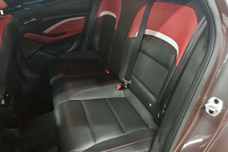 Used MG 5 2021 180 DVVT CVT Youth Luxury Edition Left Rear Seat