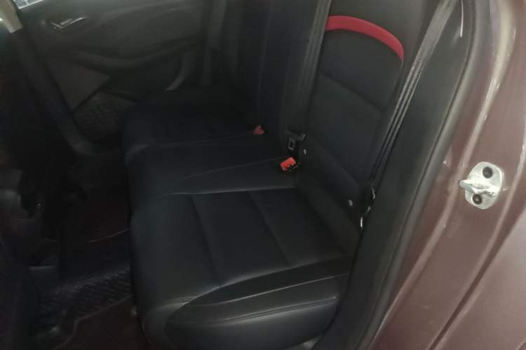 Used MG 5 2021 180 DVVT CVT Youthful Style Edition Left Rear Seat