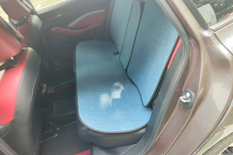 Used MG 5 2021 Revised Version 180 DVVT CVT Youth Luxury Edition Left Rear Seat