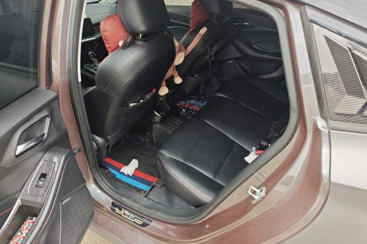 Used MG 5 2021 180 DVVT CVT Youthful Style Edition Left Rear Seat