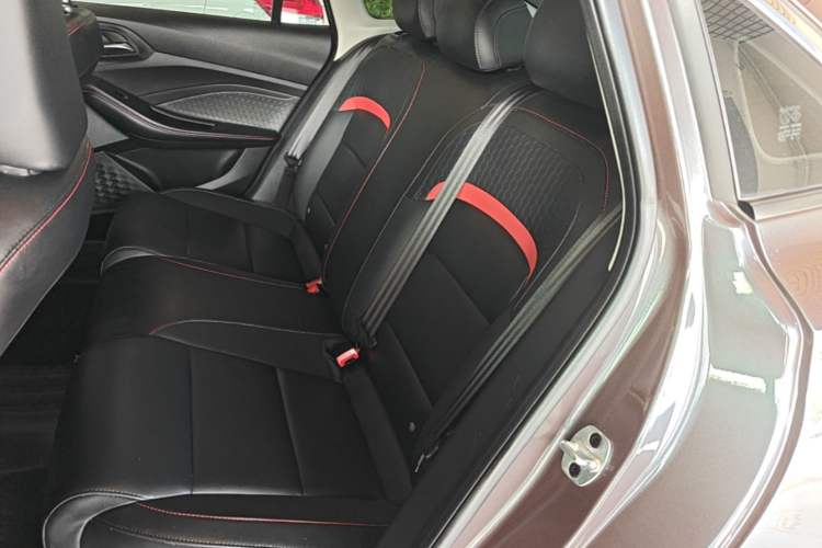 Used MG 5 2021 180 DVVT CVT Youth Luxury Edition Left Rear Seat