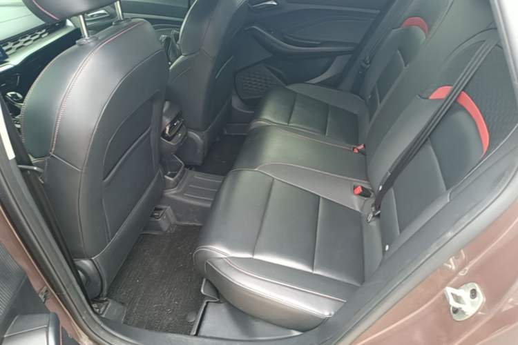 Used MG 5 2021 180 DVVT CVT Youth Luxury Edition Left Rear Seat