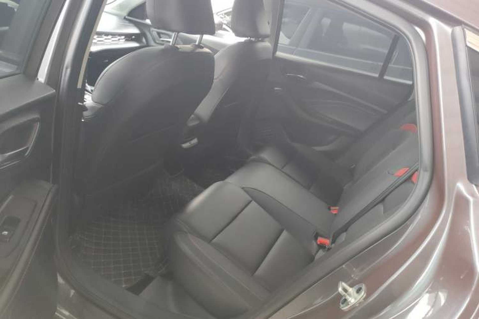 Used MG 5 2021 Revised Version 180 DVVT CVT Youth Luxury Edition Left Rear Seat