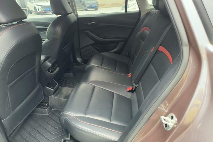 Used MG 5 2021 Revised Version 180 DVVT CVT Youth Luxury Edition Left Rear Seat