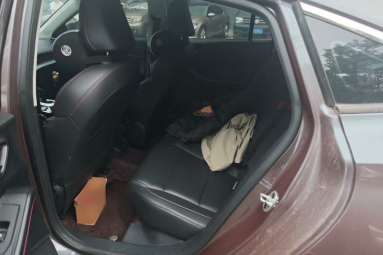 Used MG 5 2021 Revised 300TGI DCT Qingshè Luxurious Enjoyment Edition Left Rear Seat