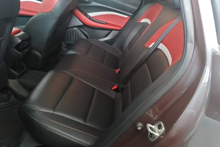 Used MG 5 2021 Revised 300TGI DCT Elegant Luxury Flagship Edition Left Rear Seat