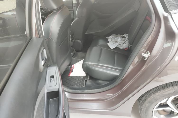Used MG 5 2021 Revised Version 180 DVVT CVT Youth Luxury Edition Left Rear Seat