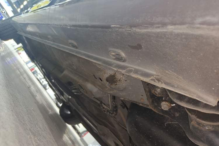 Used MG 5 2021 180 DVVT CVT Youth Luxury Edition Left Side Sill