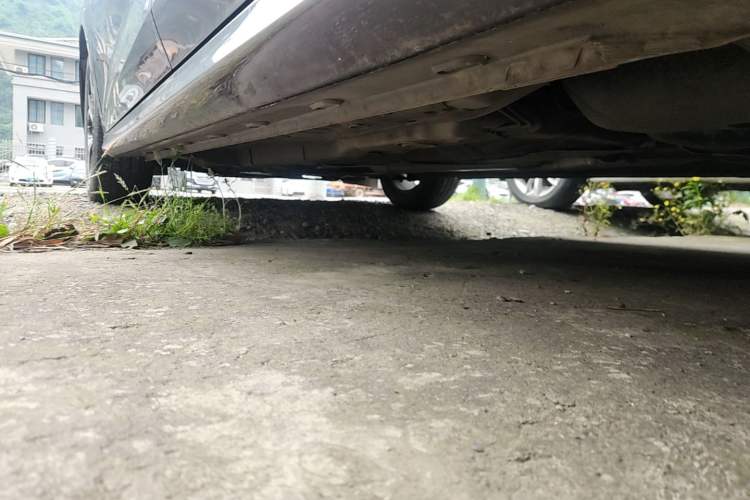 Used MG 5 2021 180 DVVT CVT Youth Luxury Edition Left Side Sill