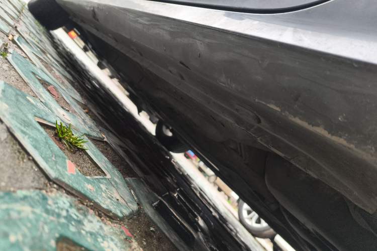Used MG 5 2021 180 DVVT CVT Youth Luxury Edition Left Side Sill