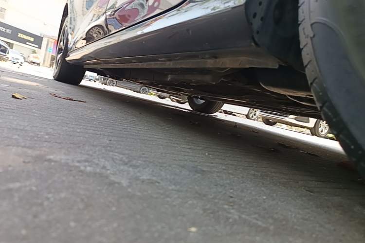 Used MG 5 2021 Revised Version 180 DVVT CVT Youth Luxury Edition Left Side Sill