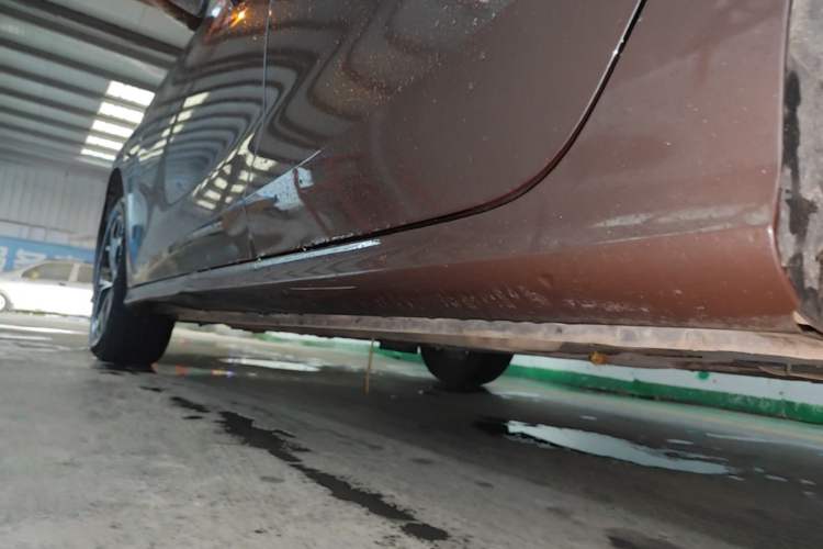 Used MG 5 2021 180 DVVT CVT Youthful Style Edition Left Side Sill