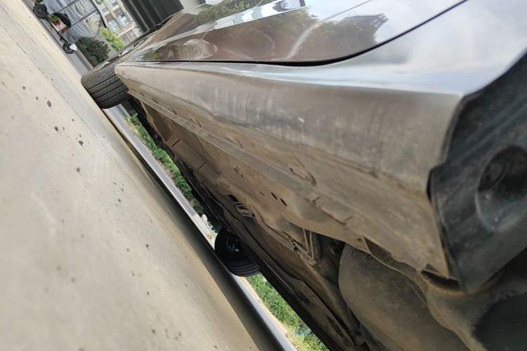 Used MG 5 2021 180 DVVT CVT Youth Luxury Edition Left Side Sill