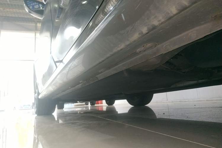 Used MG 5 2021 Revised 300TGI DCT Elegant Luxury Flagship Edition Left Side Sill