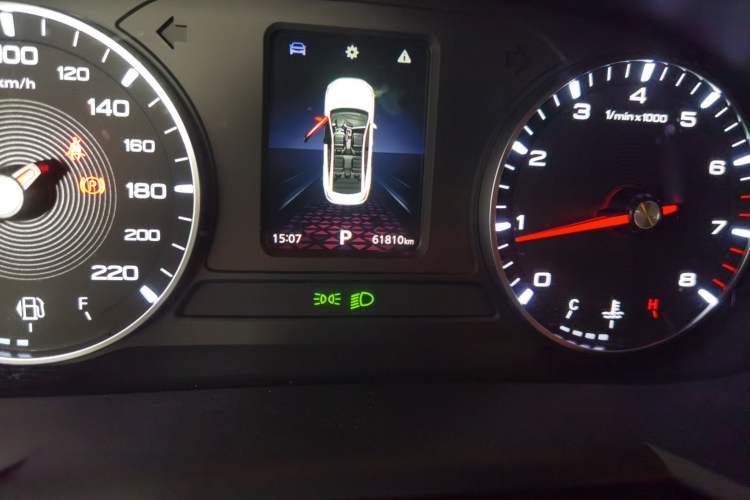 Used MG 5 2021 180 DVVT CVT Youthful Style Edition Odometer Close Up