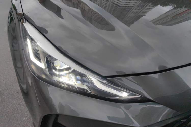 Used MG 5 2021 180 DVVT CVT Youth Luxury Edition Right Front Headlight