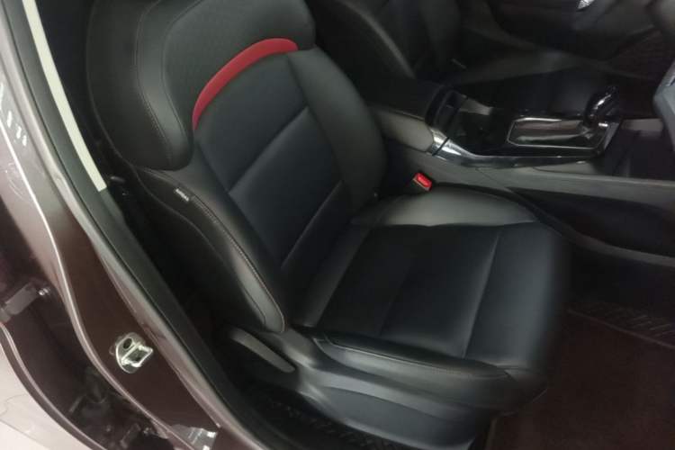 Used MG 5 2021 180 DVVT CVT Youthful Style Edition Right Front Seat