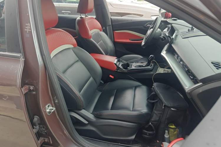Used MG 5 2021 180 DVVT CVT Youth Luxury Edition Right Front Seat